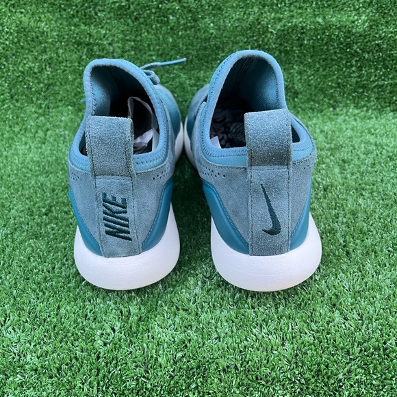 Nike lunarcharge iced Jade women’s size 9.5 sneakers - Picture 5 of 8